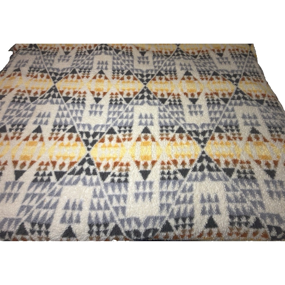 Pendleton Blanket Sherpa KING Arrow Point Soft Aztec Southwestern Geometric